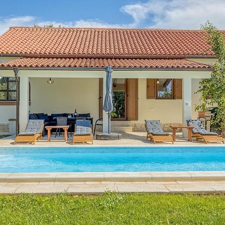 Smoljanci Villa Agatta With Private Pool מראה חיצוני תמונה