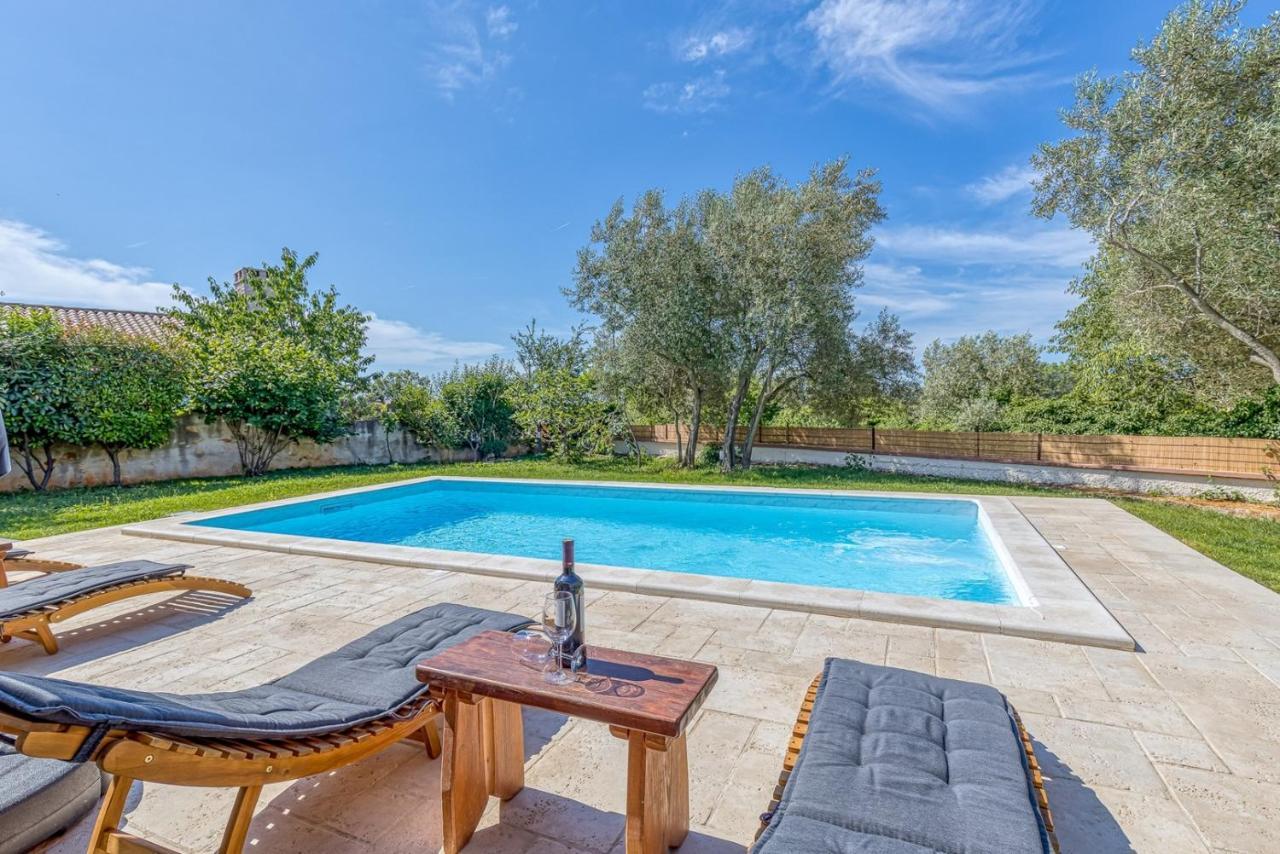 Smoljanci Villa Agatta With Private Pool מראה חיצוני תמונה