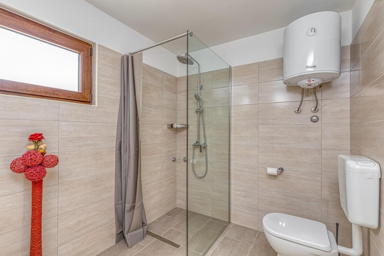 Smoljanci Villa Agatta With Private Pool מראה חיצוני תמונה